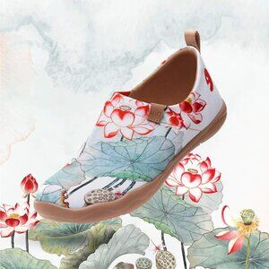 UIN Tranquil Lotus Toledo I Women's Art Travel Slip On Shoes Canvas Floral
